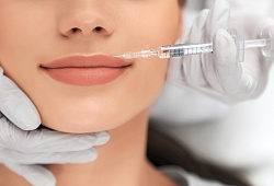 Контурная пластика лица и губ филлерами